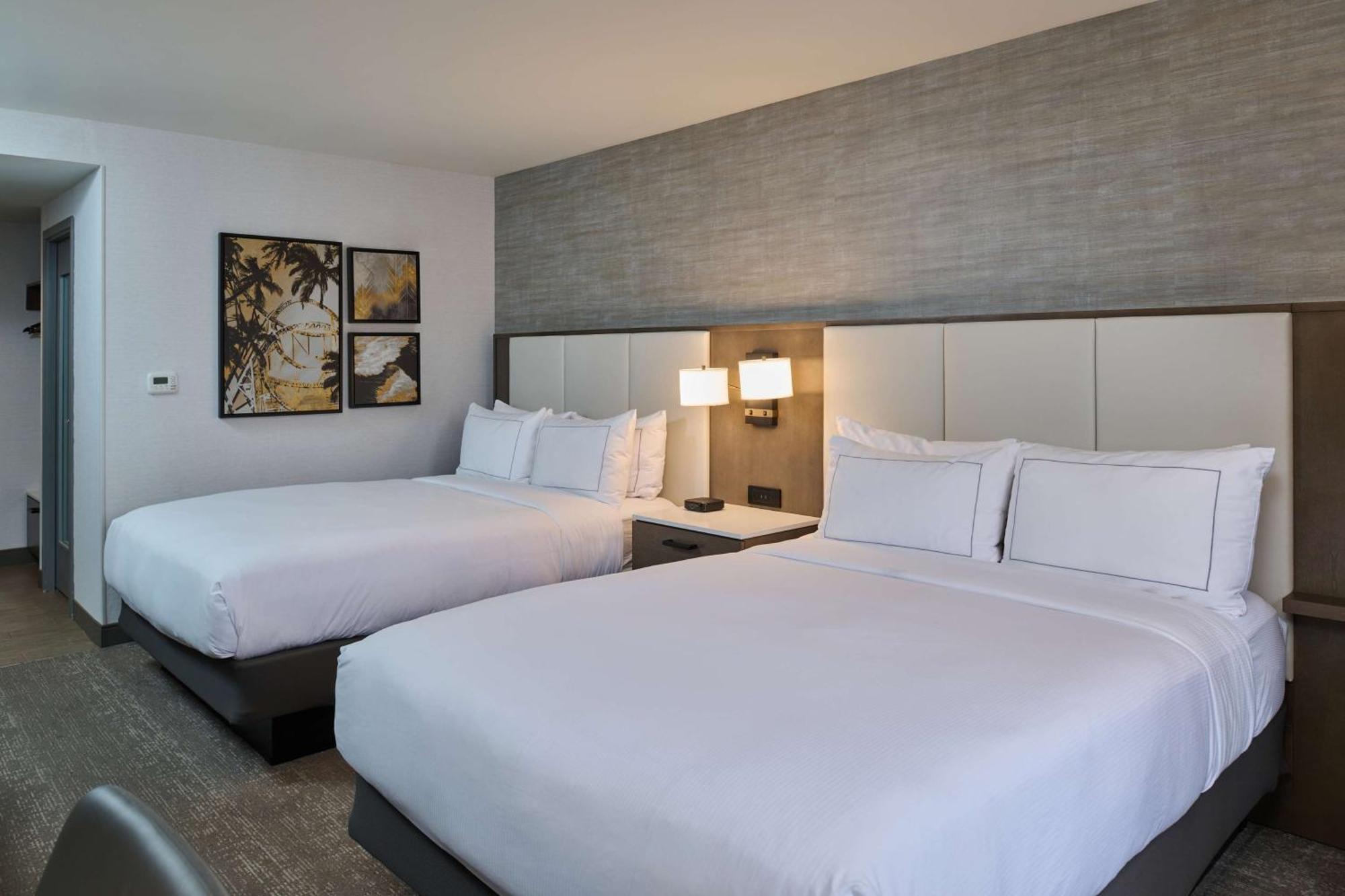 Hotel Doubletree By Hilton Buena Park Exterior foto